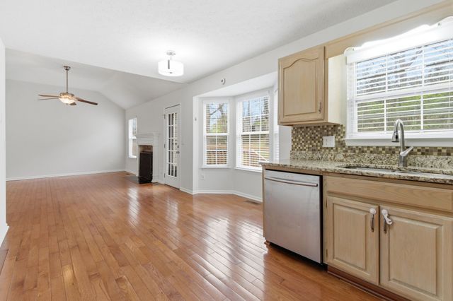 118 Redbud Dr, Hendersonville, TN 37075