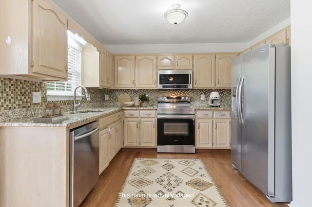 118 Redbud Dr, Hendersonville, TN 37075