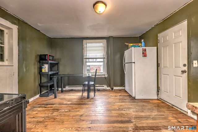 22 Ashley Street, Waterbury, CT 06704