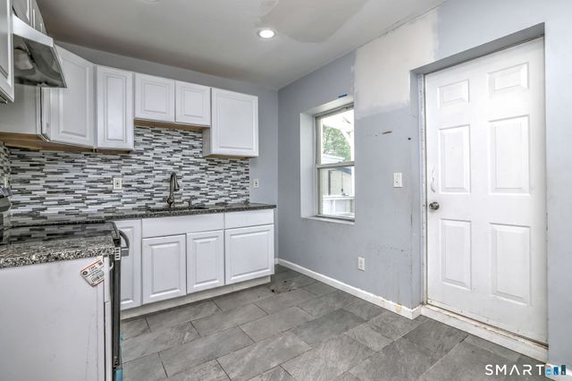 22 Ashley Street, Waterbury, CT 06704