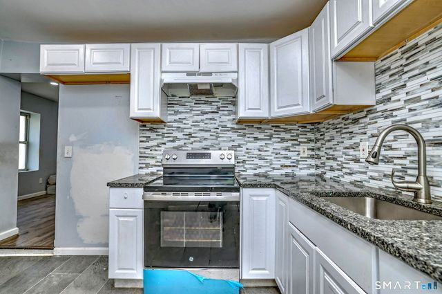 22 Ashley Street, Waterbury, CT 06704