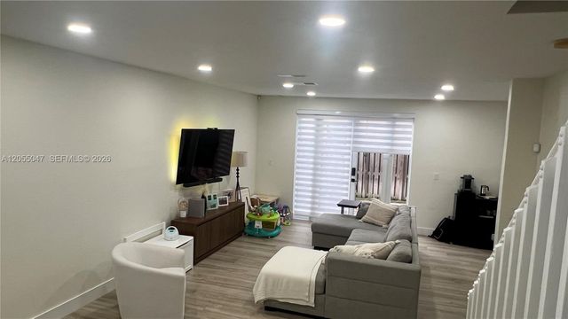 13540 NW 7th Ct 13540, Pembroke Pines, FL 33028