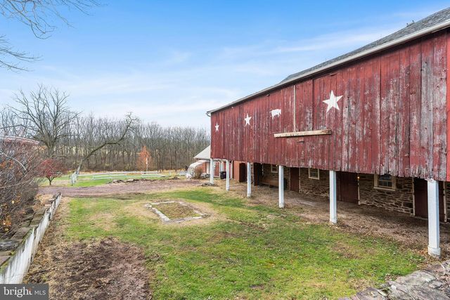 206 TWINBROOK RD, Perkasie, PA 18944