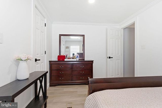 10 RENEE RD, Stafford, VA 22556