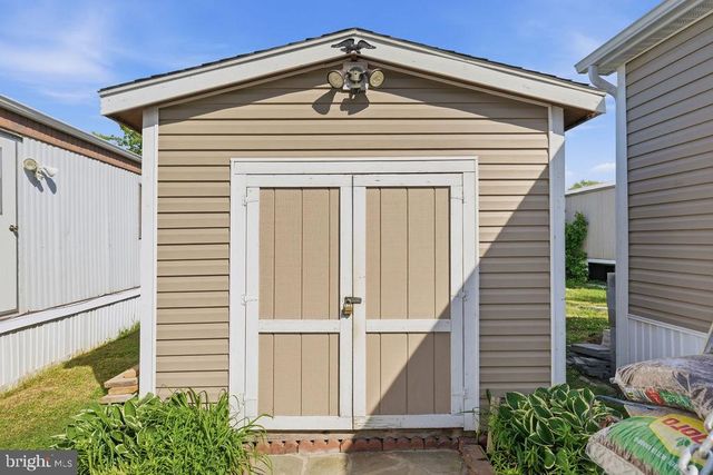 10 RENEE RD, Stafford, VA 22556