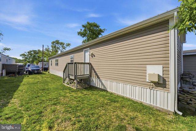 10 RENEE RD, Stafford, VA 22556