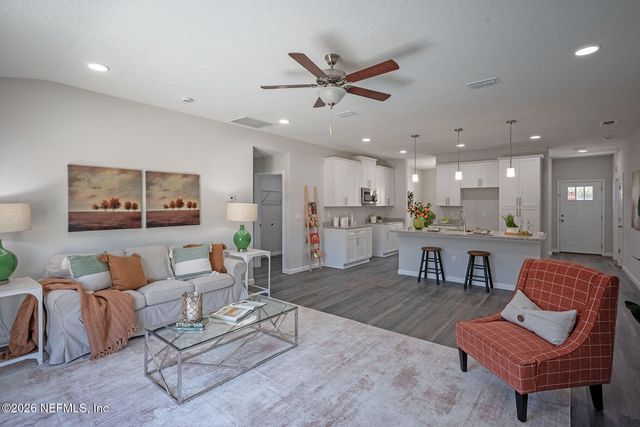 3742 BOWDEN Circle, Jacksonville, FL 32216