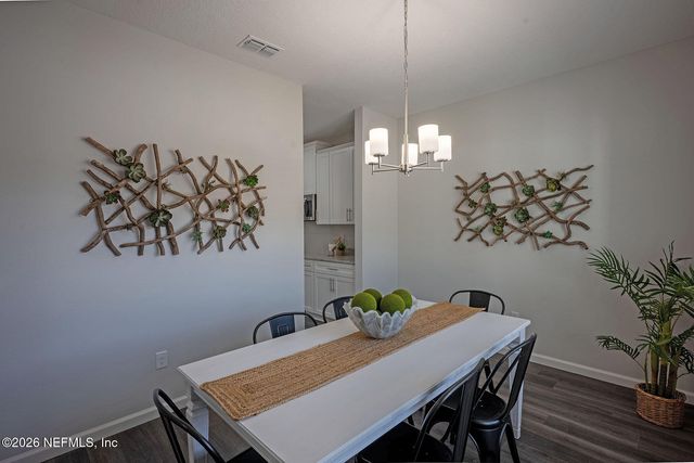 3742 BOWDEN Circle, Jacksonville, FL 32216