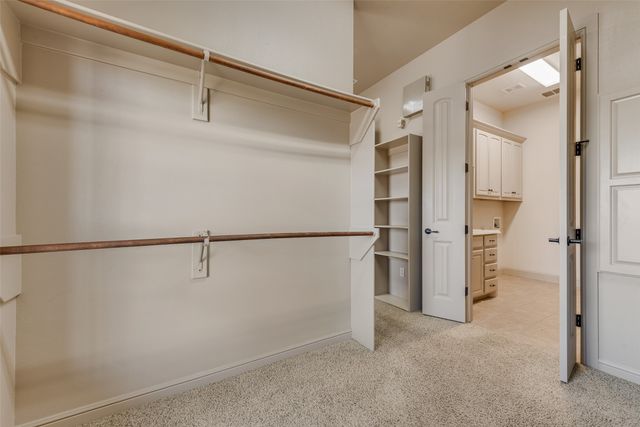 1088 SHADOW LAKES Drive, Wills Point, TX 75169