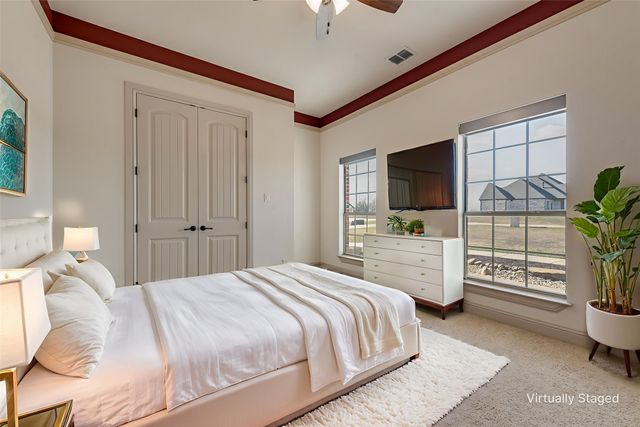 1088 SHADOW LAKES Drive, Wills Point, TX 75169