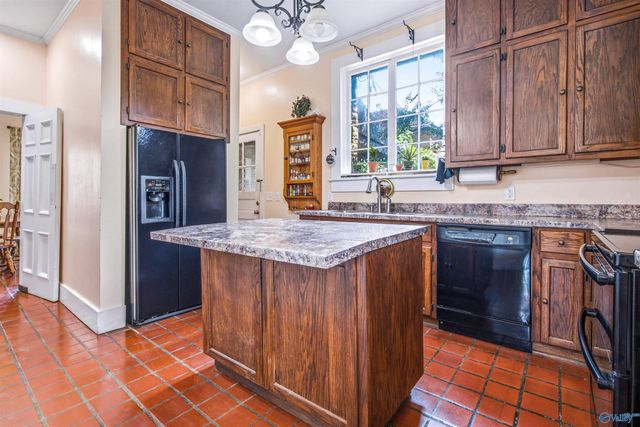 623 Grant Street SE, Decatur, AL 35601
