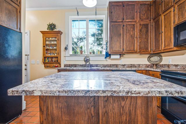 623 Grant Street SE, Decatur, AL 35601