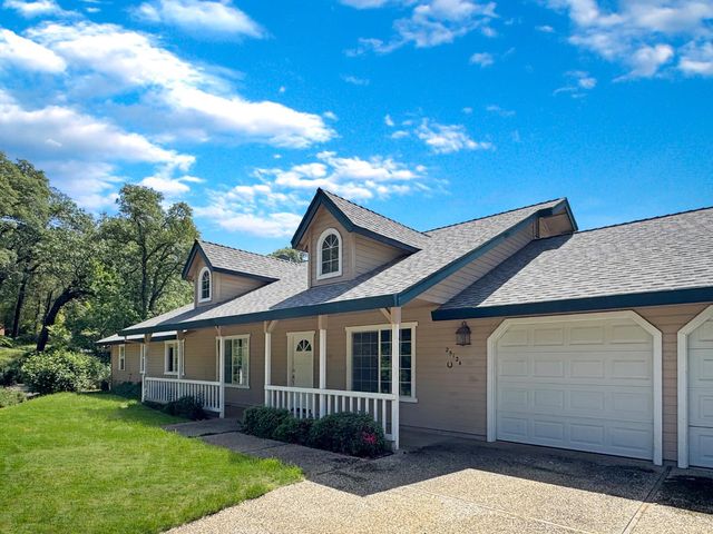 25124 Long Ct, Auburn, CA 95602