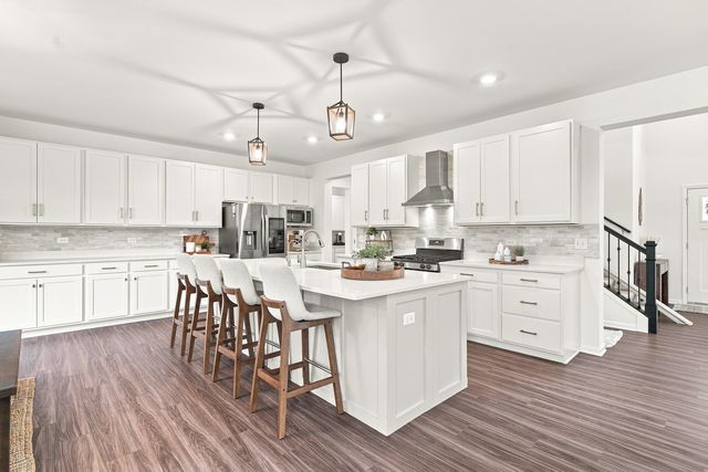 1133 Brighton Circle, Crystal Lake, IL 60012