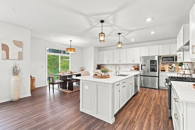 1133 Brighton Circle, Crystal Lake, IL 60012