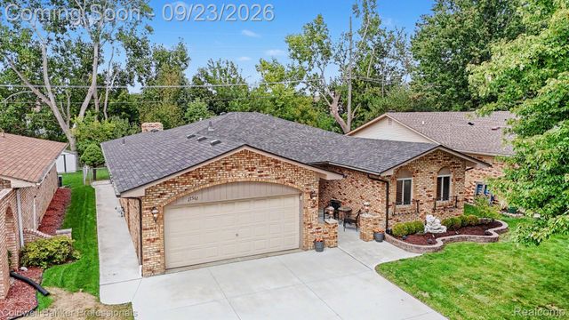 17567 Merryweather Street, Clinton Charter Township, MI 48038