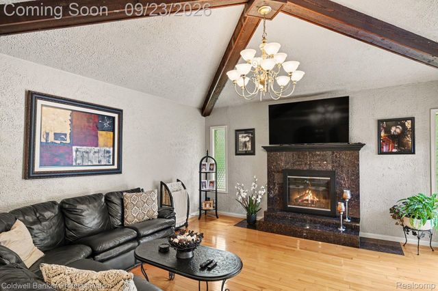 17567 Merryweather Street, Clinton Charter Township, MI 48038