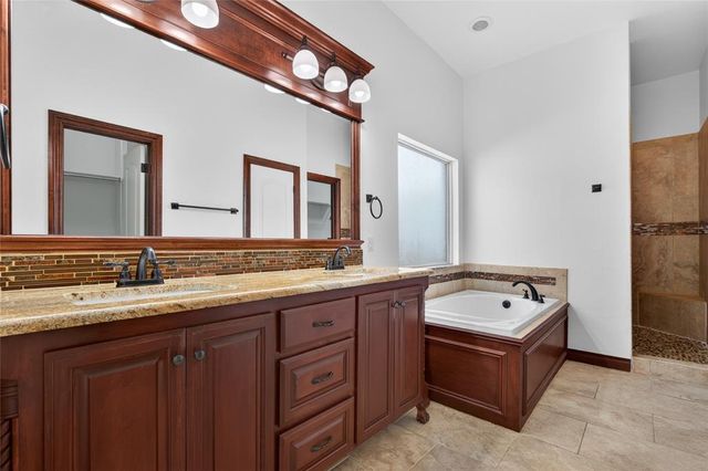 3905 Acoma Drive, Oklahoma City, OK 73160