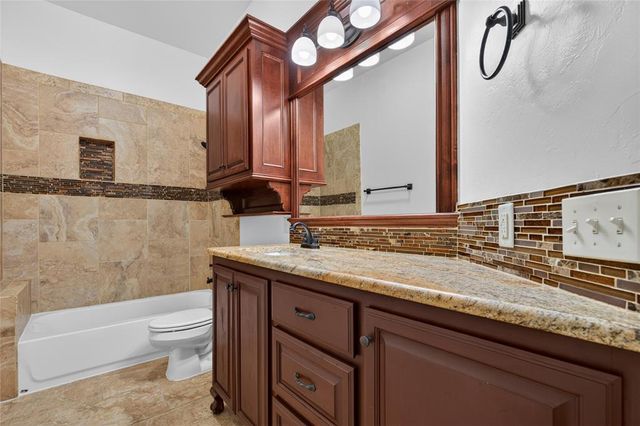 3905 Acoma Drive, Oklahoma City, OK 73160