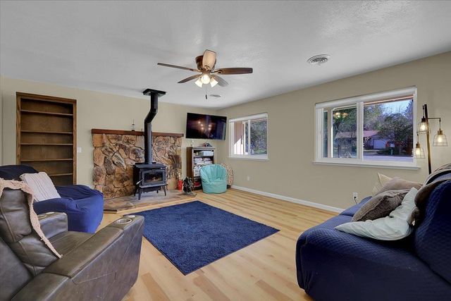 17068 Vintage Dr, Grass Valley, CA 95949