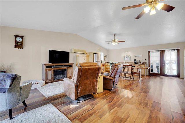 17068 Vintage Dr, Grass Valley, CA 95949