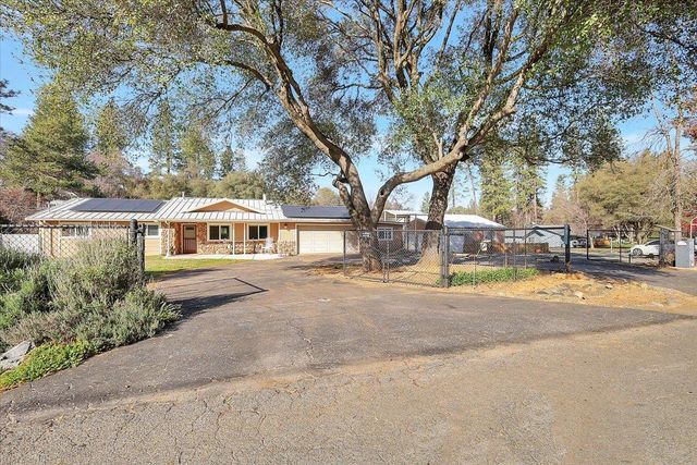 17068 Vintage Dr, Grass Valley, CA 95949