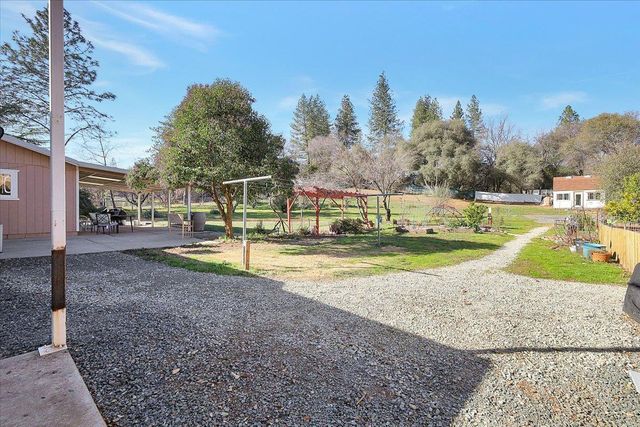 17068 Vintage Dr, Grass Valley, CA 95949