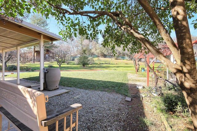 17068 Vintage Dr, Grass Valley, CA 95949