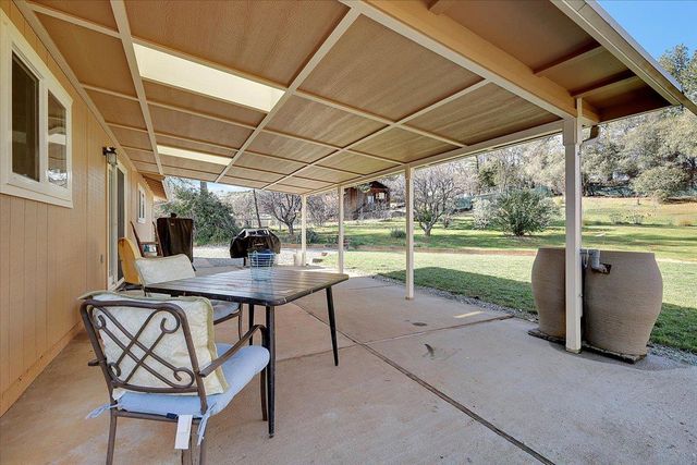 17068 Vintage Dr, Grass Valley, CA 95949