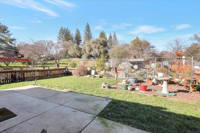 17068 Vintage Dr, Grass Valley, CA 95949