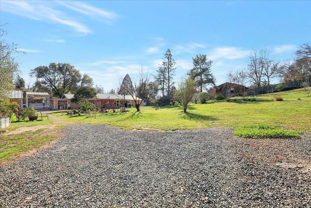 17068 Vintage Dr, Grass Valley, CA 95949