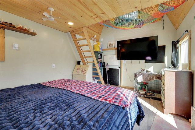 17068 Vintage Dr, Grass Valley, CA 95949