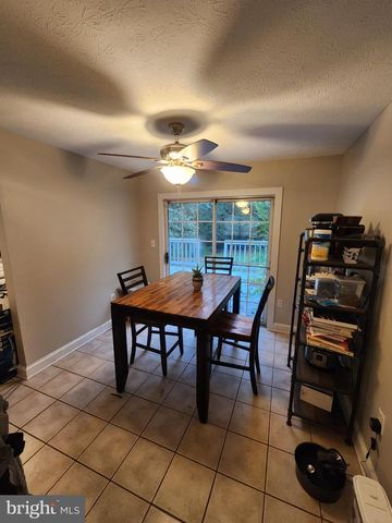 15 S VERBENA TER S, Martinsburg, WV 25404
