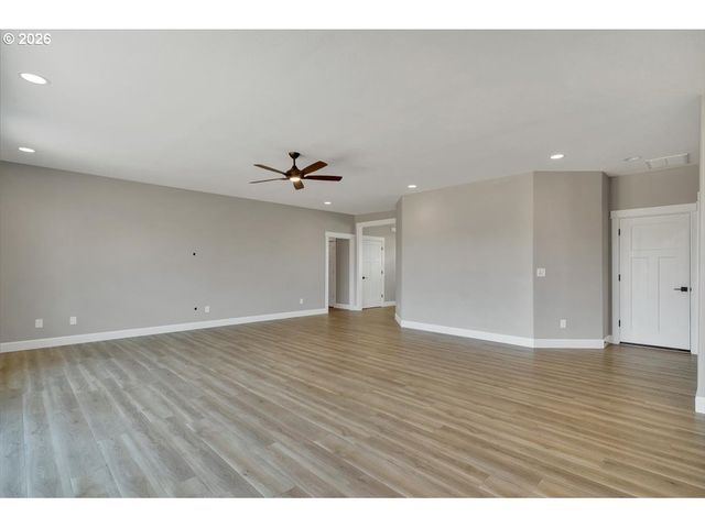 3670 Nw WESTSIDE Rd, Mc Minnville, OR 97128