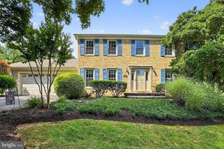 12195 QUEENS BRIGADE DR, Fairfax, VA 22030