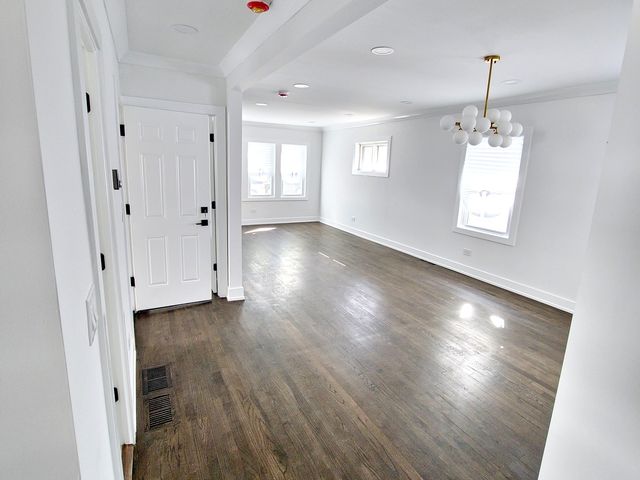 2630 N Austin Avenue, Chicago, IL 60639