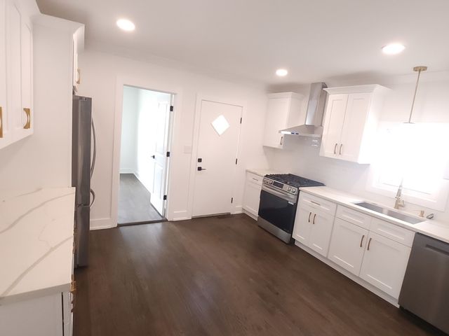 2630 N Austin Avenue, Chicago, IL 60639