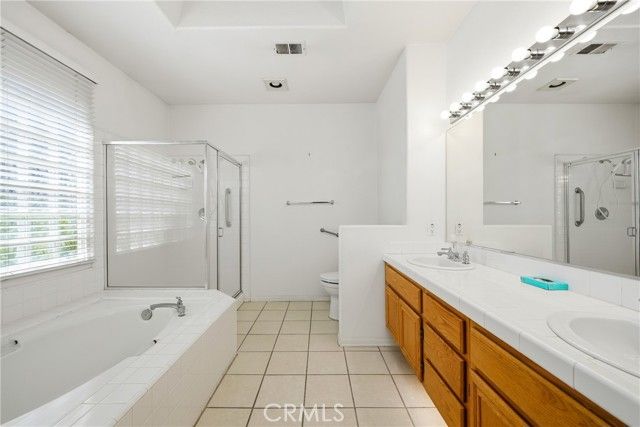 19585 Ironside, Apple Valley, CA 92308