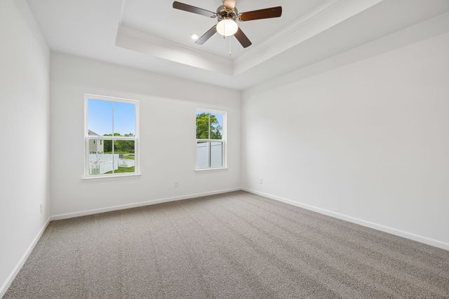 307 Lantern Cir, Gallatin, TN 37066