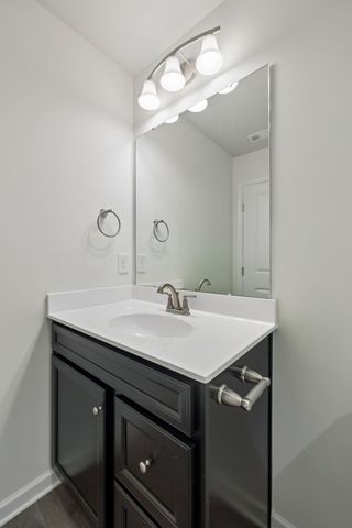307 Lantern Cir, Gallatin, TN 37066