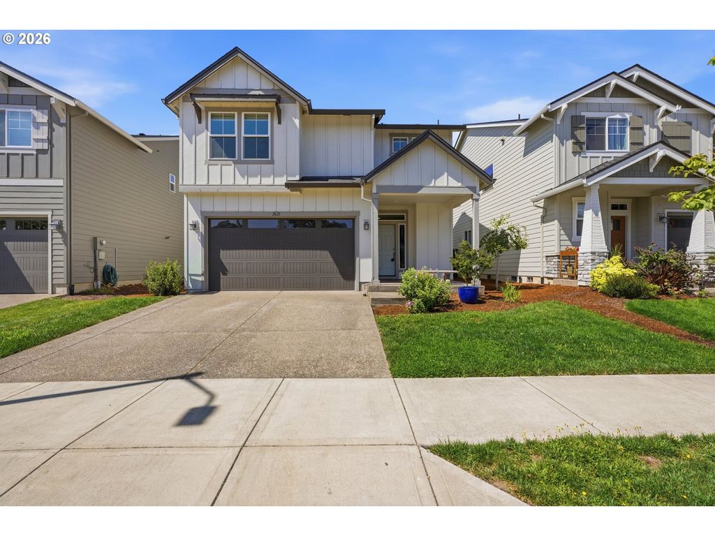 Image 1 of property listing at 2621 Nw SHADDEN Dr, Mc Minnville, OR 97128