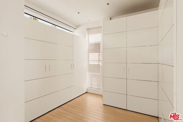 1267 Palisades Beach Road, Santa Monica, CA 90401