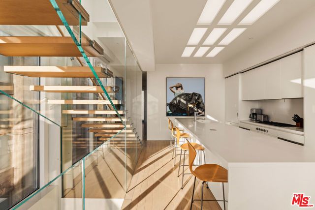 1267 Palisades Beach Road, Santa Monica, CA 90401