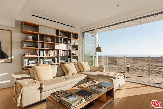 1267 Palisades Beach Road, Santa Monica, CA 90401