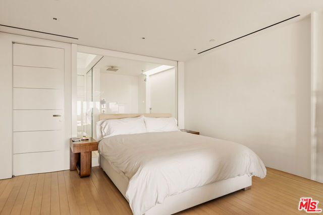 1267 Palisades Beach Road, Santa Monica, CA 90401