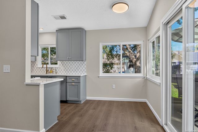 8020 Orchard Bend, San Antonio, TX 78250
