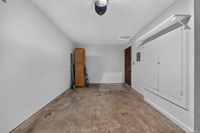 8020 Orchard Bend, San Antonio, TX 78250