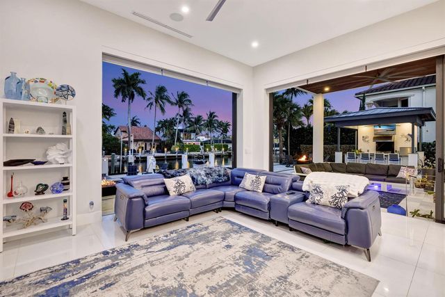 334 Isle Of Capri Drive, Fort Lauderdale, FL 33301