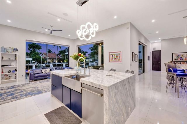 334 Isle Of Capri Drive, Fort Lauderdale, FL 33301
