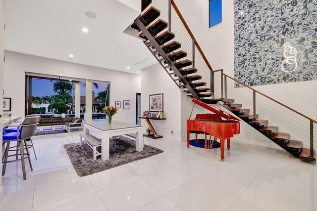 334 Isle Of Capri Drive, Fort Lauderdale, FL 33301
